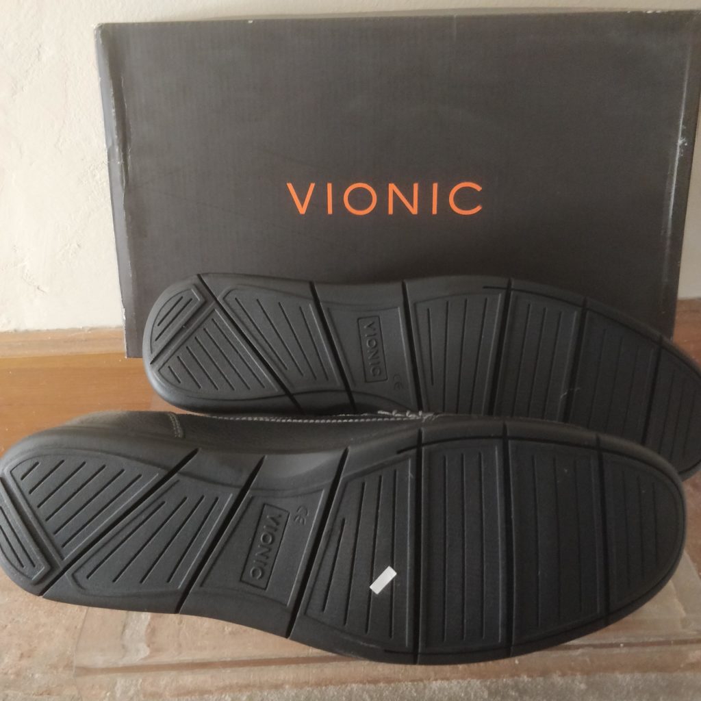 Vionic Astor Preston Loafers In Black Eu The Bodyworks Clinic